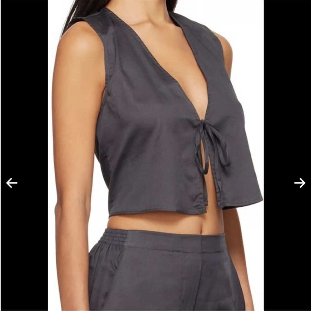 Navy Blue Leset Yoko Top